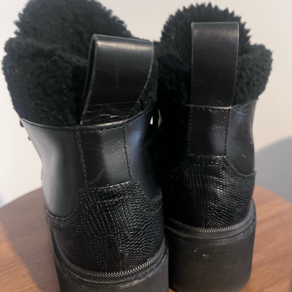 Authentic Black Leather Women's Boots by Chloé - Picture 3 of 5